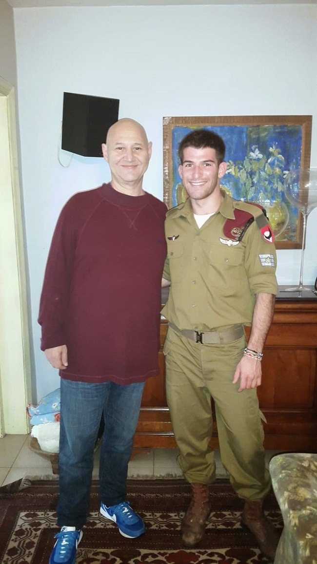 יאיר ובנו