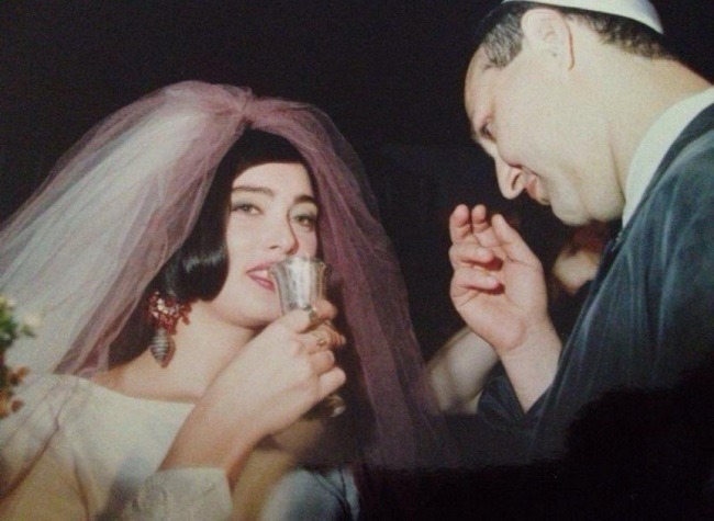 זוג מתחתן